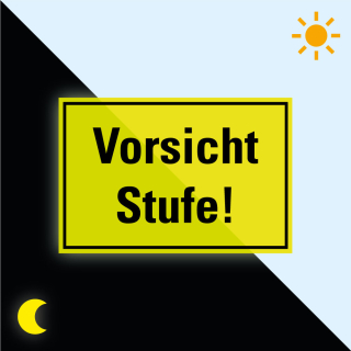 Hauptbild PERMALIGHT® power Türhinweisschild Vorsicht Stufe!, Folie lang nachleuchtend, 300 x 200 mm