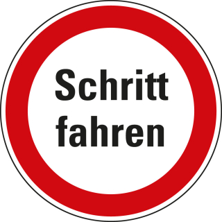 Verbotsschild: Schritt fahren, weiß-rot