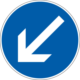 Verkehrszeichen-Nr. 222-10, Fahrtrichtung links vorbei, Aluminium reflektierend RA0/RA1
