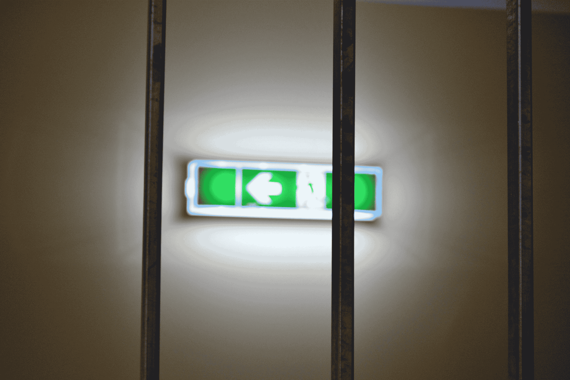 Fluchtwegschilder Fehler vermeiden