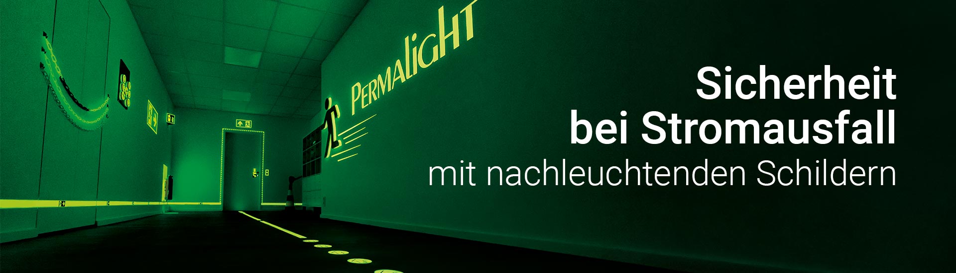 Sicherheit bei Stromausfall: Wie nachleuchtende und reflektierende Schilder Leben retten können